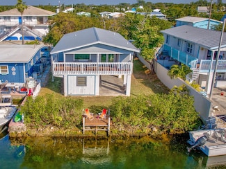 29048 Iris Dr, Big Pine Key, FL 33043