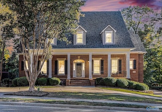 2917 Hampton Cove Way SE, Owens Cross Roads, AL 35763