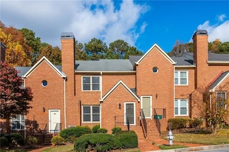 2640 Holcomb Springs Dr, Alpharetta, GA 30022
