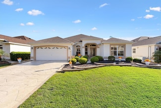 552 Society Hill Cir, The Villages, FL 32162