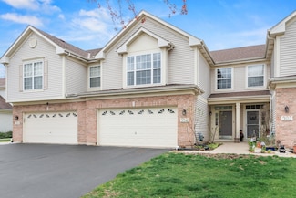 304 Lake Gillilan Way Unit 262, Algonquin, IL 60102