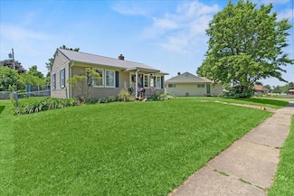 404 E Lake Ave, Bellefontaine, OH 43311