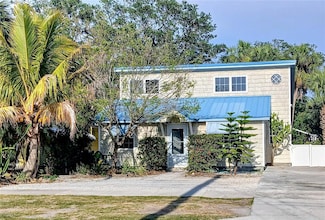 2728 58th St S, Gulfport, FL 33707