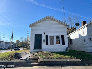 2202 Griffiths Ave, Louisville, KY 40212