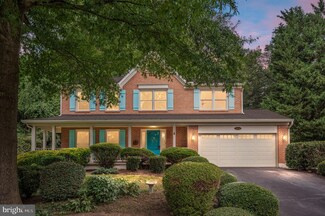 12534 Misty Water Dr, Herndon, VA 20170