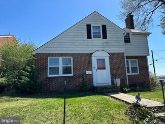 17 Spring Garden St, Ephrata, PA 17522
