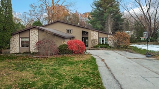 6747 W 450 N, Michigan City, IN 46360