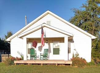 9520 Picway Rd, Lockbourne, OH 43137