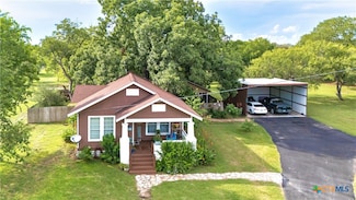 437 E 7th St, Yorktown, TX 78164