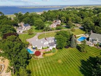 31 Rolfes Ln, Newbury, MA 01951