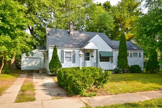 1615 Maple St, Niles, MI 49120