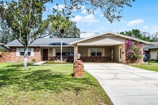 2003 Woodcrest Dr, Winter Park, FL 32792
