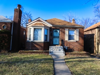 14208 S Eggleston Ave, Riverdale, IL 60827