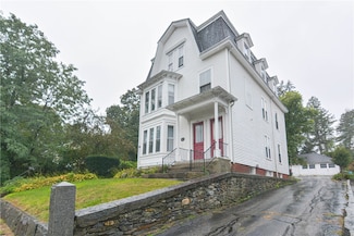202 Summer St, Woonsocket, RI 02895