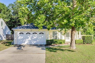 109 W Old Mill Way, Crestview, FL 32539