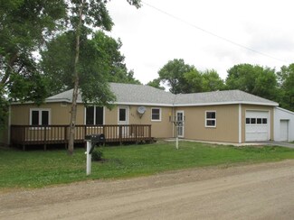 201 3rd Ave NE, Balta, ND 58313