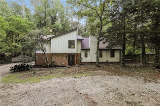 600 Ponderosa Ct, Fayetteville, GA 30214