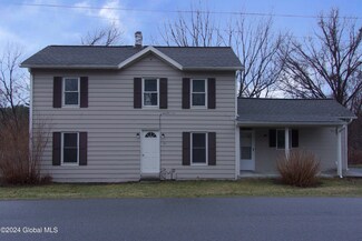 145 Maple Ave, Ballston Spa, NY 12020