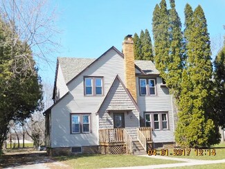 145 S Main St, Markesan, WI 53946