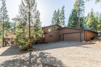 851 Mountain Aire Ln, Trinity Center, CA 96091
