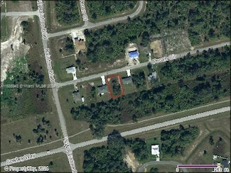 6063 Pecan Cir, Port Labelle, FL 33935