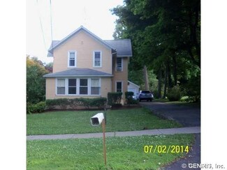 78 Main St, Bloomfield, NY 14469