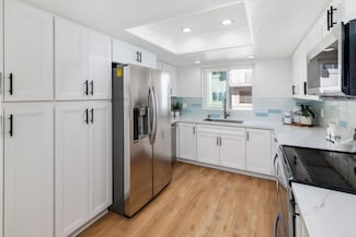 4094 Mahaila Ave Unit B, San Diego, CA 92122