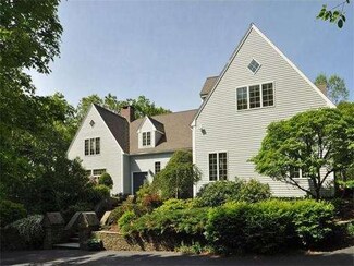 180 Lake St, Sherborn, MA 01770