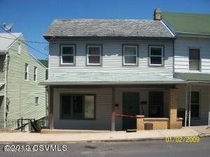 1221 Chemung St, Coal Township, PA 17866