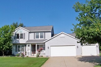 2512 Orchard Dr, Winona Lake, IN 46590
