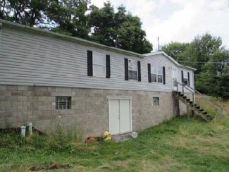1647 Oneida Valley Rd, Chicora, PA 16025