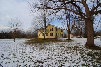 1275 W Bloomfield Rd, Honeoye Falls, NY 14472