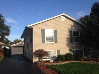16787 91st Ave, Orland Hills, IL 60487