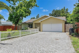 9041 58th St N, Pinellas Park, FL 33782