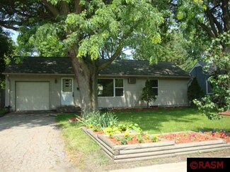 110 Long St, Mankato, MN 56001