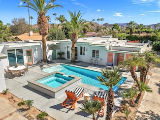 252 E Ocotillo Ave, Palm Springs, CA 92264