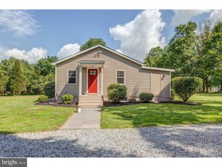 10 Tumble Falls Rd, Stockton, NJ 08559