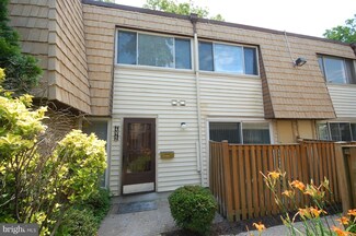 7372 Park Heights Ave, Pikesville, MD 21208
