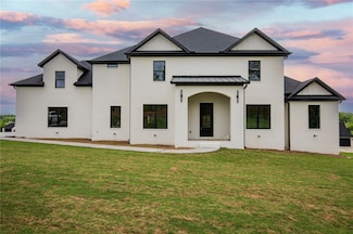 2608 NE Waterfall Ave, Bentonville, AR 72712