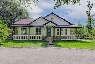 10910 Maple Leaf St, Houston, TX 77016