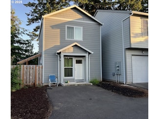 611 SE 142nd Ave Unit B, Portland, OR 97233