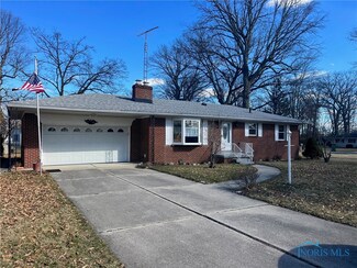 143 Rosedale Place, Rossford, OH 43460