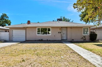 4722 E Simpson Ave, Fresno, CA 93703