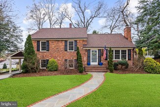913 Croton Dr, Alexandria, VA 22308