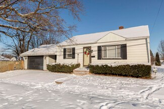 1829 S Jackson St, South Bend, IN 46613