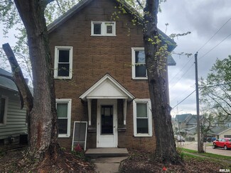 3931 8th Ave, Rock Island, IL 61201