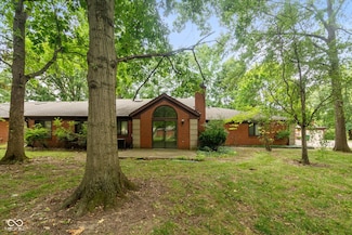 2203 Oak Run Place, Indianapolis, IN 46260