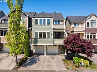 765 W U St, Washougal, WA 98671