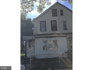 1115 N 21st St, Camden, NJ 08105