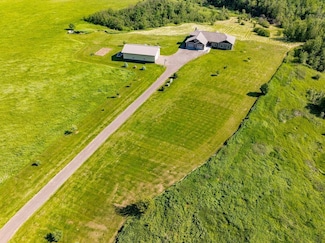 1036 Ziebarth Rd, Wrenshall, MN 55797